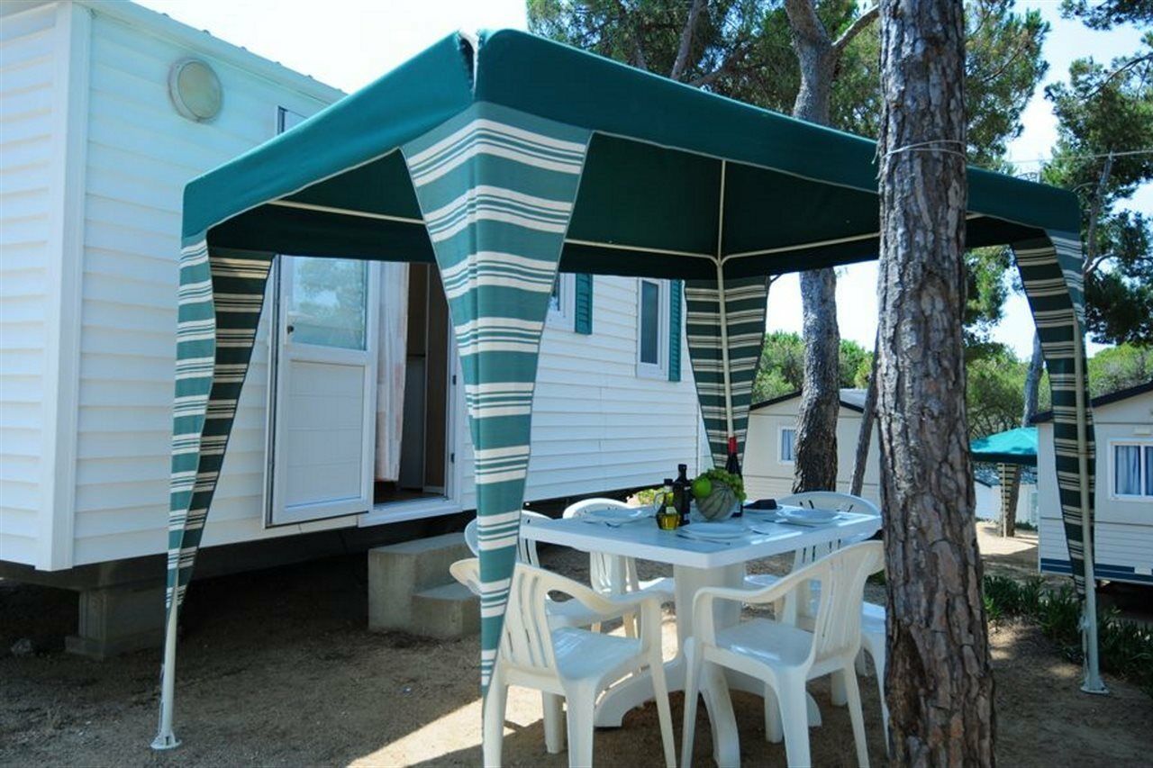 Camping Treumal Hotel Sant Antoni De Calonge Bagian luar foto